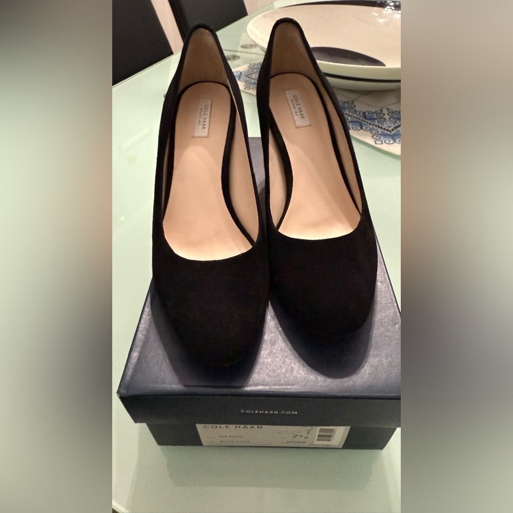Cole Haan Ava Pump 65mm Suede Black Women's Heels - Picture 1 of 5